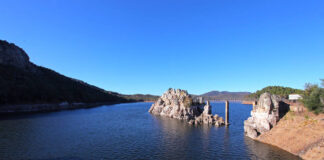 ESPAÑA – HOMBRE SUFRE AMPUTACION DE AMBOS BRAZOS CON LA HELICE DE UN BARCO