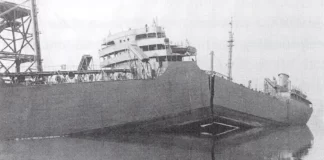 ¿PORQUE SE PARTIAN EN DOS LOS BARCOS AMERICANOS EN LA SEGUNDA GUERRA MUNDIAL?