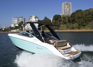 HOY EN ESLORAS PRESENTAMOS EL FIBRAFORT 255 GTO