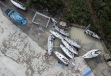 VELEROS LUJOSOS Y NUEVOS, LLENOS DE MIGRANTES, LA NUEVA ESTRATEGIA PARA LLEGAR A ITALIA