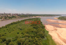 PARANÁ – IMPACTANTE VIDEO DEL BANCO DE ARENA QUE EMERGIÓ ENTRE LAS ISLAS POR LA BAJANTE DEL PARANÁ