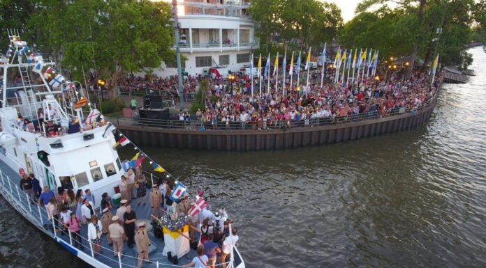 ESTE MIERCOLES TIGRE CELEBRA EL DIA DE LA VIRGEN CON MISA Y PROCESION NAUTICA