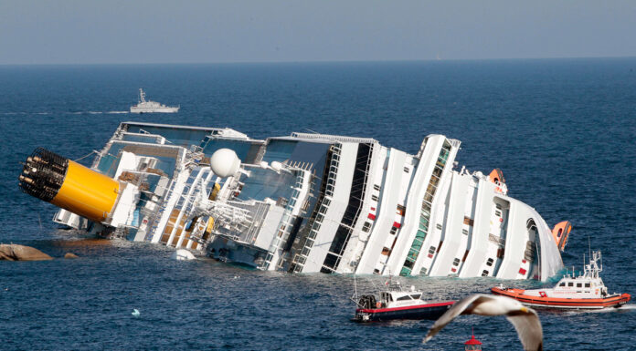 SE CUMPLEN HOY 10 AÑOS DEL NAUFRAGIO DEL COSTA CONCORDIA EN ITALIA