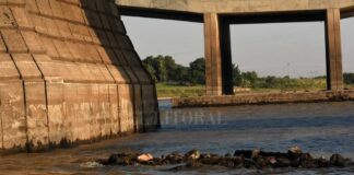 POCA AGUA E HISTORIA: LA BAJANTE DEJA AL DESCUBIERTO HUELLAS DEL PASADO SANTAFESINO