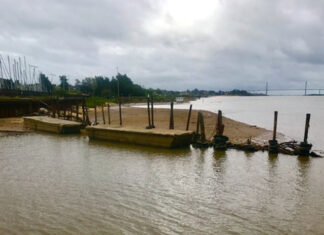 ROSARIO – POR LA BAJANTE SIGUE SUSPENDIDO EL SERVICIO DE LANCHAS PARA CRUZAR A LAS ISLAS