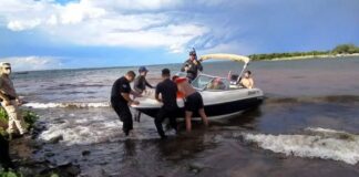 MISIONES – UN FUERTE TEMPORAL TIRÓ A DOS NAVEGANTES A LAS AGUAS DEL PARANÁ Y LOS RESCATARON MIENTRAS FLOTABAN YA INCONSCIENTES