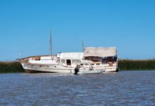 ASÍ QUEDÓ VARADO EL CRUCERO CLASICO SAN ESTEBAN