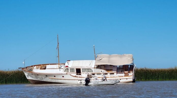 ASÍ QUEDÓ VARADO EL CRUCERO CLASICO SAN ESTEBAN