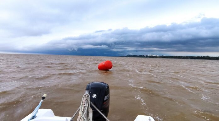BOYARIN ROJO PROVISORIO EN EL KM 23 DEL CANAL COSTANERO