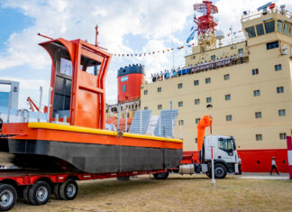 UN PONTÓN AUTOPROPULSADO CONSTRUIDO INTEGRAMENTE EN TANDANOR TRASLADARÁ LOS MATERIALES PARA LA RECONSTRUCCIÓN DE LA BASE ANTÁRTICA PETREL