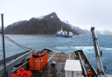EMERGENCIA EN LA ANTÁRTIDA – LA ARMADA ARGENTINA AUXILIÓ A UN BUQUE DE BANDERA RUSA