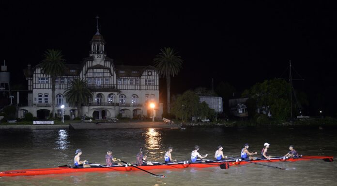 ESTA NOCHE SE CORRE UNA NUEVA EDICIÓN DEL “FESTIVAL DE OCHOS”, UN CLÁSICO DEL REMO
