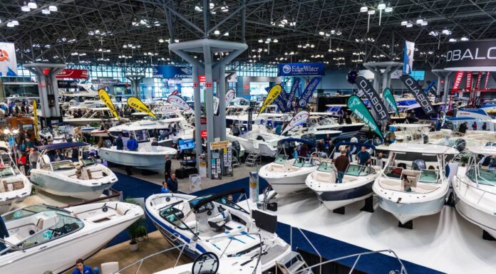 SE CLAUSURÓ EL SALÓN NÁUTICO DE NUEVA YORK POR LA TORMENTA DE NIEVE