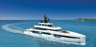 CRN PRESENTA LA “BELLEZA ILIMITADA”, UN FLAMANTE 52 METROS DE ALUMINIO