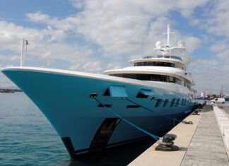 OTRO YATE DE MULTIMILLONARIO RUSO DETENIDO, AHORA EN GIBRALTAR