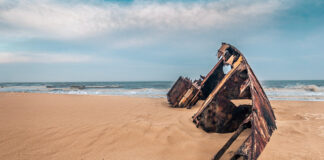 LA ESTELA DE LOS BARCOS HUNDIDOS