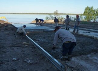 ENTRE RÍOS – CRECE EL PARQUE NÁUTICO DE LANCHAS EN LA PAZ Y CONSTRUYEN UNA NUEVA BAJADA AL RÍO