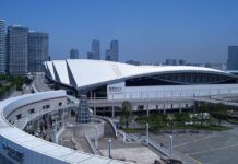 SALÓN NÁUTICO INTERNACIONAL DE JAPÓN