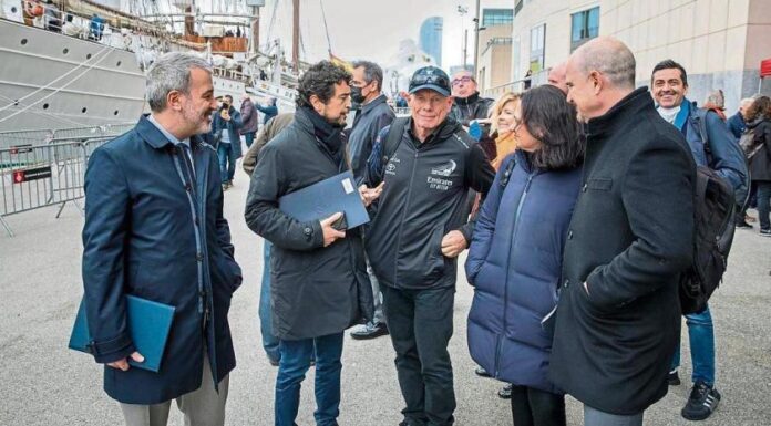 BARCELONA SEDUCE A LOS LÍDERES DE LA COPA AMÉRICA DE VELA