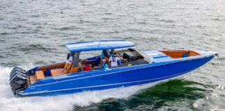 A BORDO DEL NOR-TECH 460 FLYER POR EL GOVERNMENT CUT: MARAVILLOSAMENTE Y TREMENDAMENTE LOCO