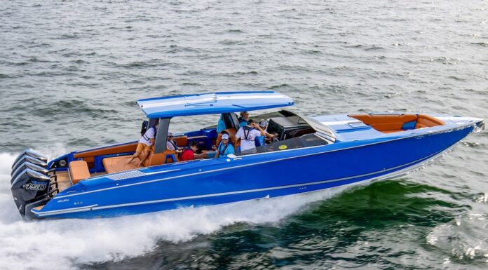 A BORDO DEL NOR-TECH 460 FLYER POR EL GOVERNMENT CUT: MARAVILLOSAMENTE Y TREMENDAMENTE LOCO