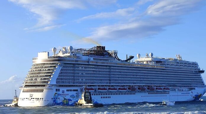 CRUCERO DE NORWEGIAN CON 4.800 PASAJEROS ENCALLA EN PUERTO PLATA (REP. DOMINICANA)