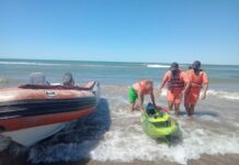 PREFECTURA ASISTIÓ A UN KAYAKISTA EN MAR DEL TUYÚ