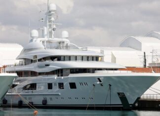 ESPAÑA RETIENE EN BARCELONA UN YATE DE 85 METROS VINCULADO A UN OLIGARCA RUSO