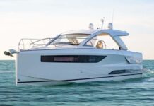 ESTRENO MUNDIAL DEL JEANNEAU DB/43 (VIDEO)