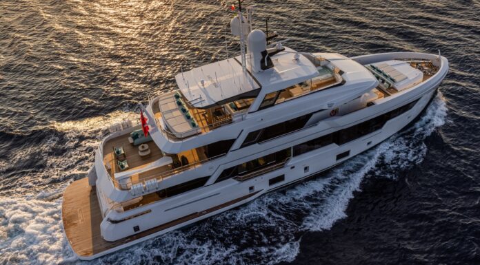 PRESENTACIÓN – ROSETTI 38 METROS: ENTRE BODEGA, ESCULTURAS Y GRÚA DE POPA