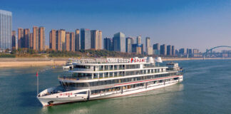 UNO DE LOS VEHÍCULOS ELÉCTRICOS MÁS GRANDE DEL MUNDO ES UN BARCO Y ES CHINO