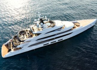 ENTREGA DEL BENETTI TRIUMPH 65M EN EL SALÓN DE MÓNACO: HE AQUÍ EL CLÁSICO DEL FUTURO.