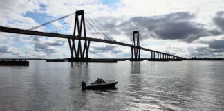 HOY EN ESLORAS PRESENTAMOS LA ROBINSON MANTRA EN DOS VERSIONES