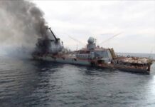 FOTOS MUESTRAN AL BUQUE DE GUERRA RUSO MOSKOVA DESPUÉS DE SUPUESTOS ATAQUES CON MISILES