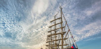 LA UNIÓN EUROPEA PROHÍBE A LOS BARCOS RUSOS ENTRAR EN LOS PUERTOS