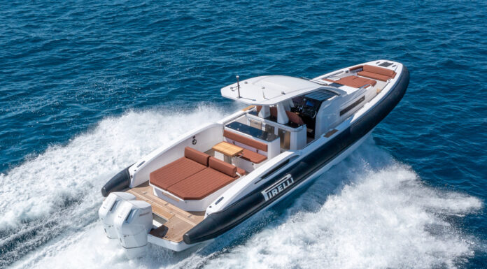 PIRELLI 50, ASÍ ES COMO VA EL BUQUE INSIGNIA DE LA SERIE TECNORIB WALKAROUND