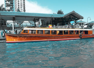 PARO DE LANCHAS COLECTIVAS: UNA DE LAS EMPRESAS AFECTADAS VOLVIÓ A PRESTAR SERVICIO ESTE MIÉRCOLES