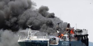 SE INCENDIÓ UN PESQUERO FRENTE A LAS COSTAS DE PANAMÁ