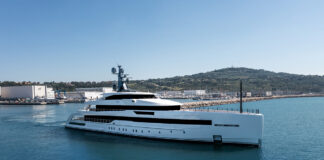 ITALIA – CRN ENTREGA EL SUPERYATE M/Y RIO