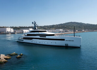 ITALIA – CRN ENTREGA EL SUPERYATE M/Y RIO