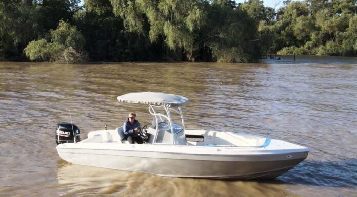 HOY EN ESLORAS PRESENTAMOS LA NUEVA MEDITERRANEAN TENDER 25