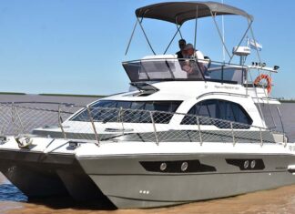 PRESENTACIÓN – NUEVO CAT 950 FLY DE NAUTIGLASS (VIDEO)