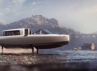 EL BARCO ELÉCTRICO DE PASAJEROS CON FOILS HACE SU DEBUT EN EL SALÓN DE VENECIA