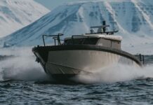ENTRA EN SERVICIO EL PRIMER BUQUE HÍBRIDO – ELÉCTRICO VOLVO PENTA PARA LOS RECORRIDOS TURÍSTICOS EN LAS SVALBARD