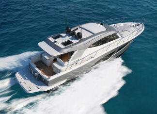 RIVIERA CELEBRA EL ESTRENO MUNDIAL DEL SUV 465