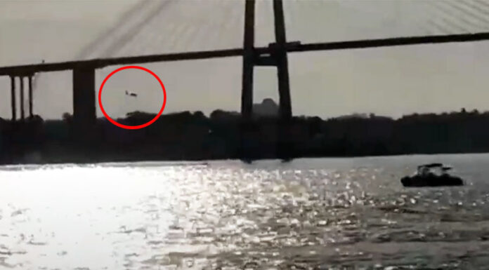 VIDEO: UNA AVIONETA HIZO UNA TEMERARIA MANIOBRA AL PASAR POR DEBAJO DEL PUENTE ROSARIO – VICTORIA