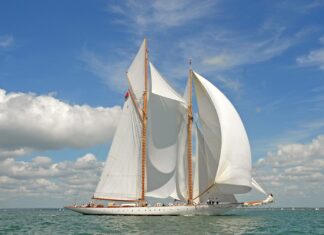 ¿CÓMO SE PUEDE DIFERENCIAR UN KETCH, UN YAWAL O UNA GOLETA?