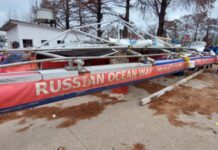 EL TRIMARÁN RUSO QUE DA LA VUELTA AL MUNDO ESTÁ EN SAN FERNANDO