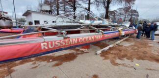 EL TRIMARÁN RUSO QUE DA LA VUELTA AL MUNDO ESTÁ EN SAN FERNANDO