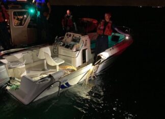 AL MENOS DOS MUERTOS Y 10 HERIDOS TRAS EL CHOQUE DE DOS LANCHAS CERCA DE KEY BISCAYNE EN FLORIDA